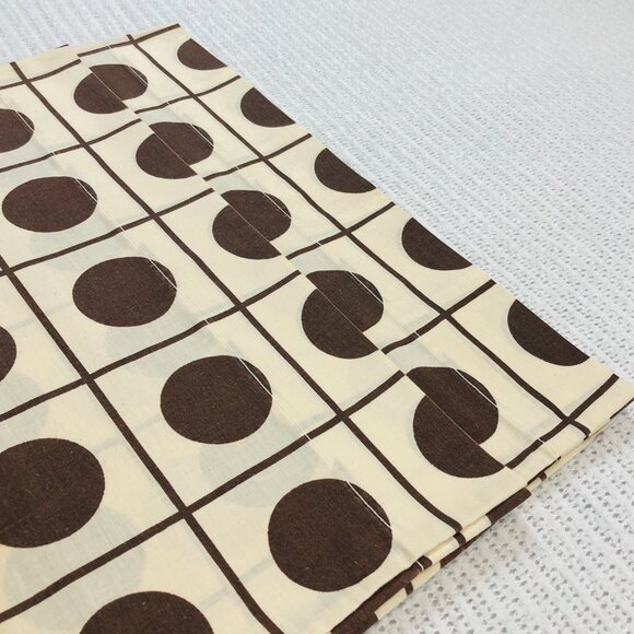 Vintage 70s WABASSO Geometric Brown Dots Pillowcase Set: Retro Mod Home Textile - Picture 4 of 11